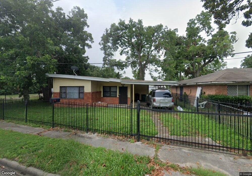 3006 Cavalcade St, Houston, TX 77026 - photo 1