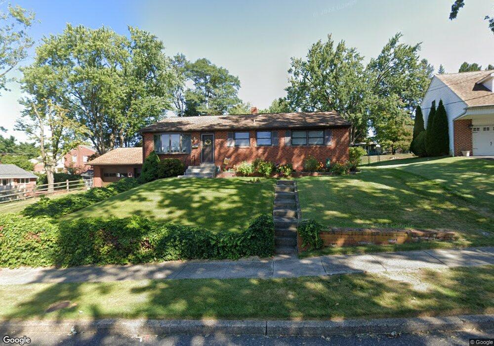 4949 Monroe Dr, Brookhaven, PA 19015 - photo 1