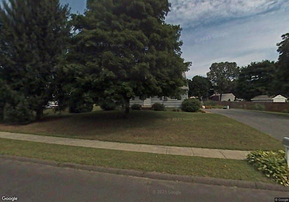 4 Windmill Rd, Enfield, CT 06082 - photo 1