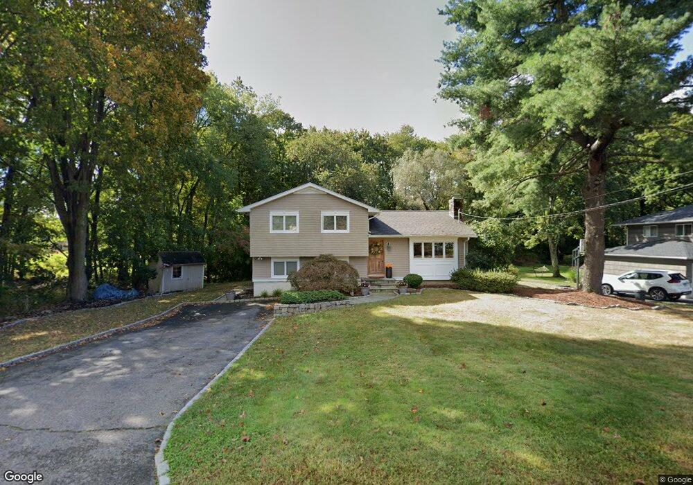 3 Algonquin Rd, Norwalk, CT 06851 - photo 1