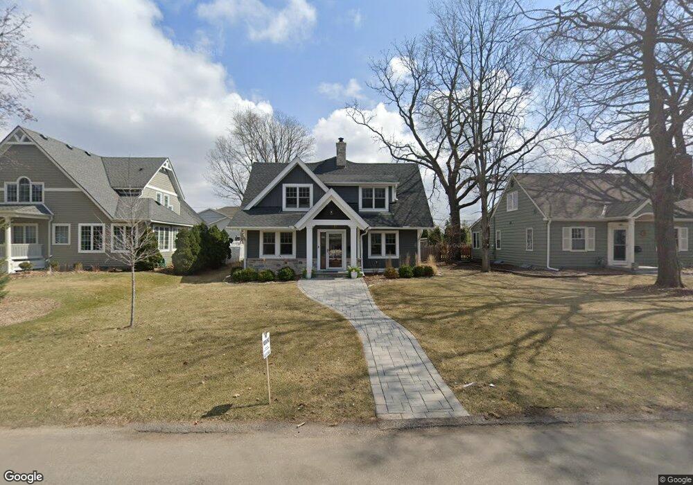 146 Benton Ave, Wayzata, MN 55391 - photo 1