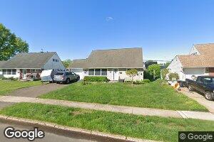 43 Jolly Ln, Levittown, PA 19055