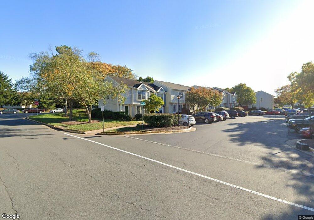 21749 Marigold Cir unit 8, Sterling, VA 20164 - photo 1