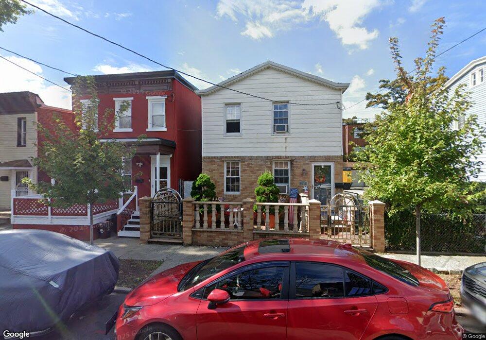 9416 86th St, Jamaica, NY 11416 - photo 1