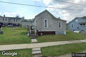 208 Fairfield Dr, Mannington, WV 26582