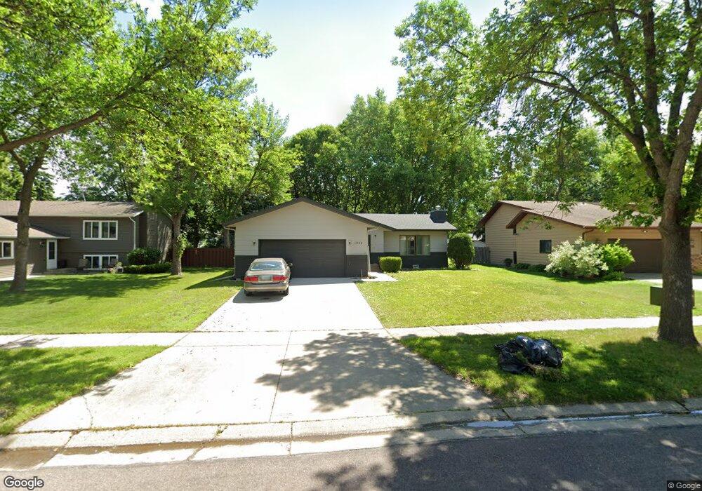 1932 19th St S, Fargo, ND 58103 - photo 1