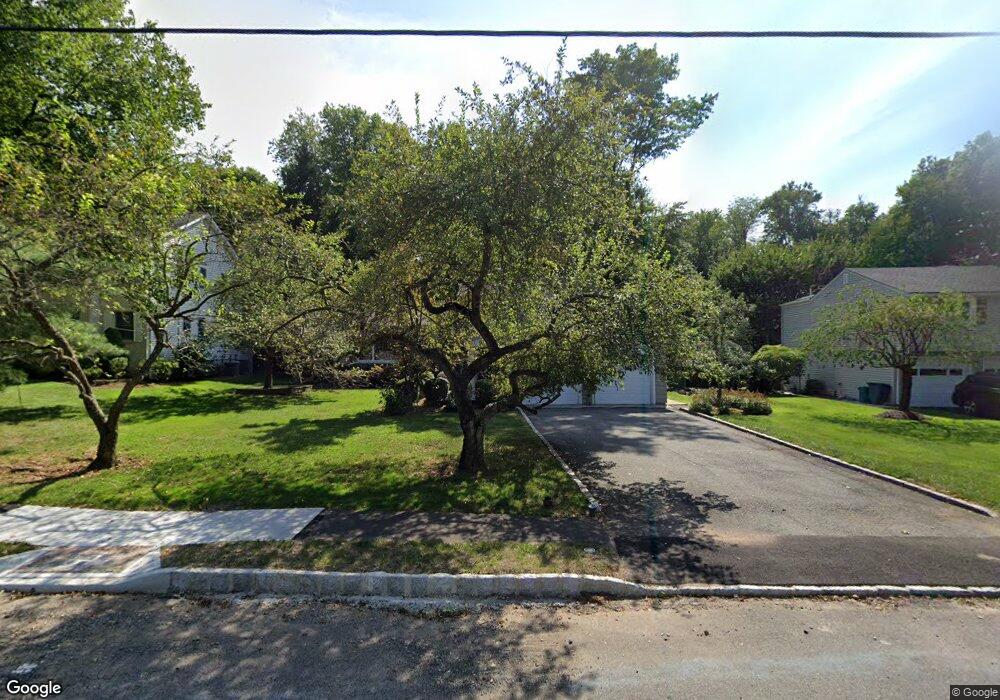 100 Vere Terrace, Livingston, NJ 07039 - photo 1