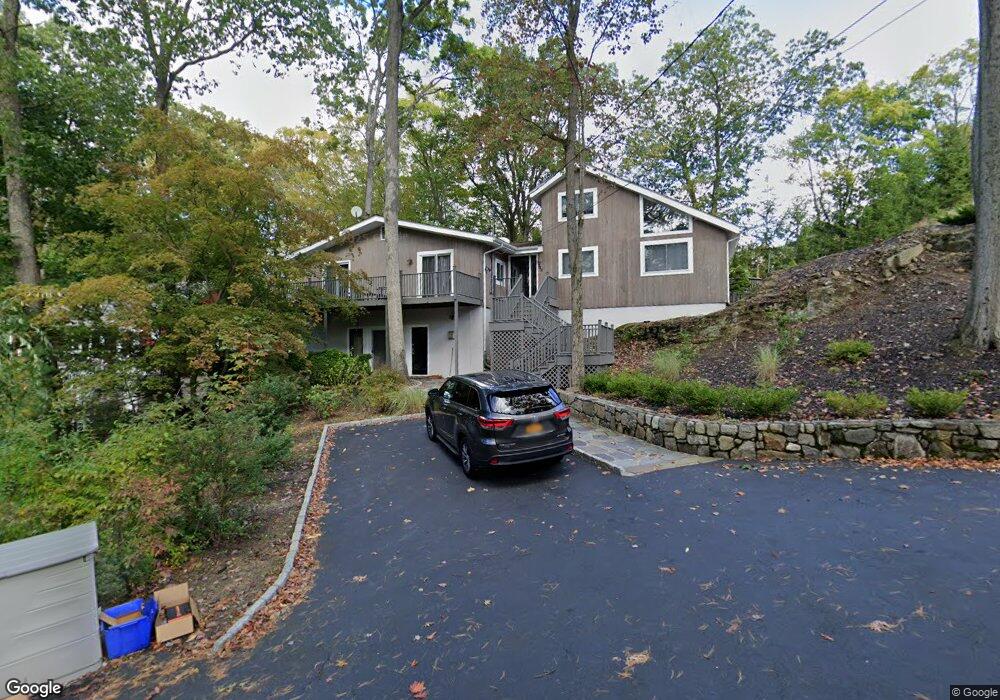 245 Lake Shore Dr, Pleasantville, NY 10570 - photo 1