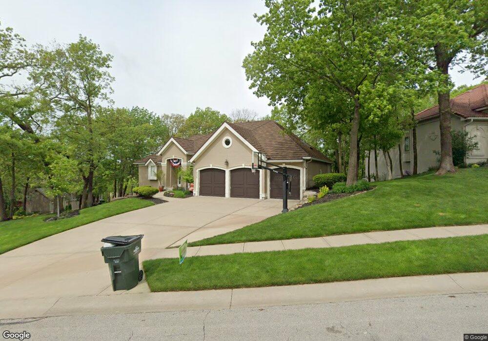 4928 Alden St, Shawnee, KS 66216 - photo 1