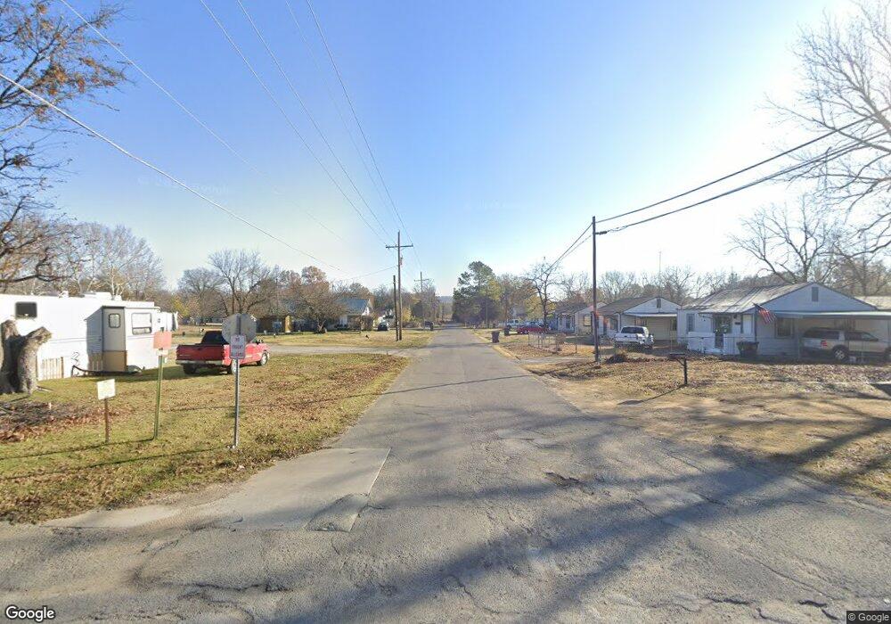 401 W Corporation St, Henryetta, OK 74437 - photo 1