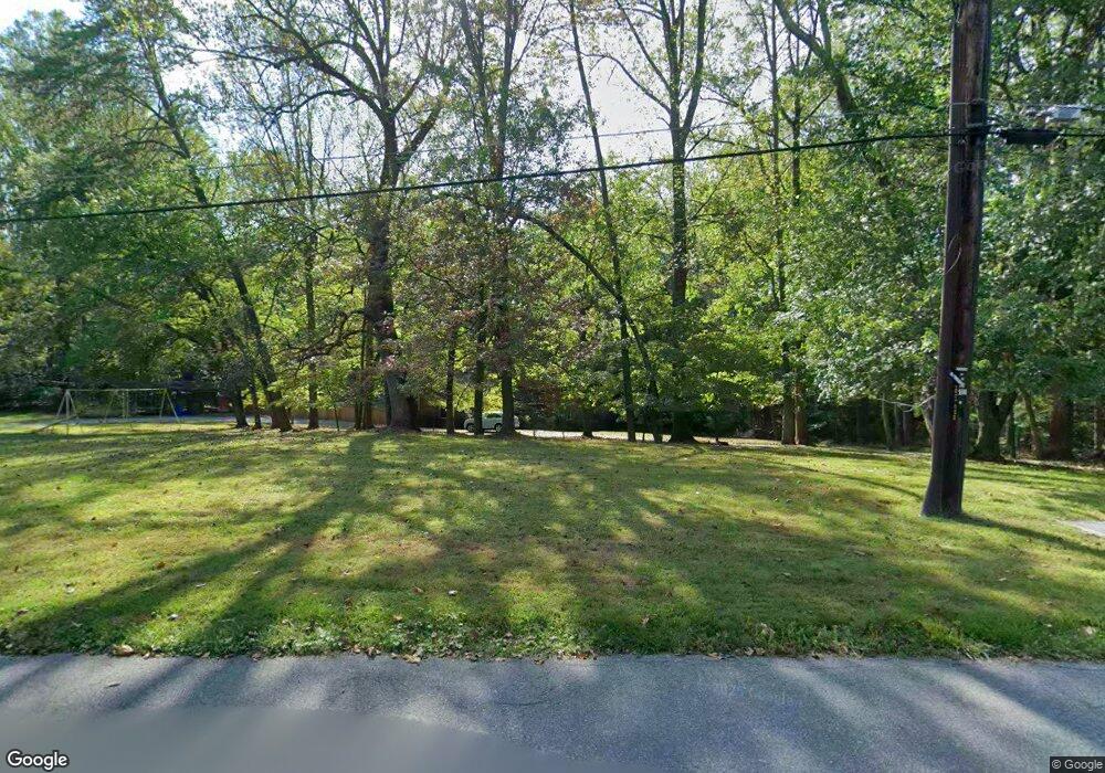 7106 Saunders Ct, Bethesda, MD 20817 - photo 1