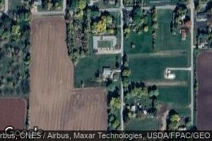 605 7th St, Elma, IA 50628