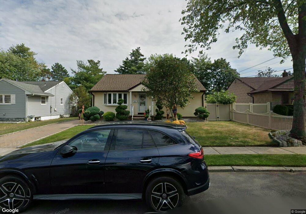 160 Field Ave, Hasbrouck Heights, NJ 07604 - photo 1