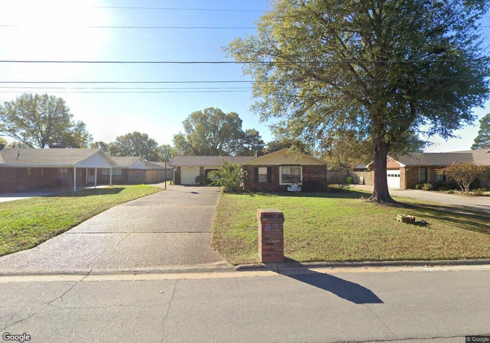 1206 E 19th St, Stuttgart, AR 72160 - photo 1