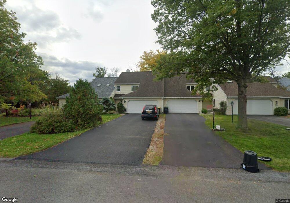 34 Carrie Ct, Schenectady, NY 12309 - photo 1