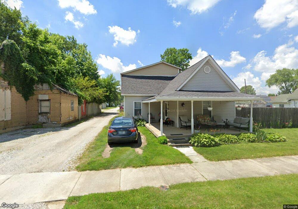 318 N Vine St, Plainfield, IN 46168 - photo 1