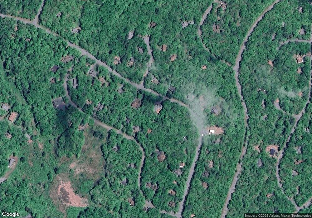 119 Surrey Dr, Hawley, PA 18428 - photo 1