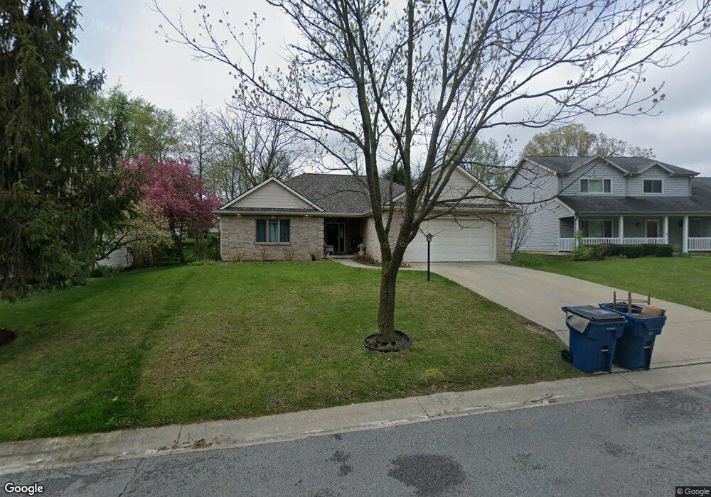 9712 Pioneer Trail, Leo, IN 46765 - photo 1