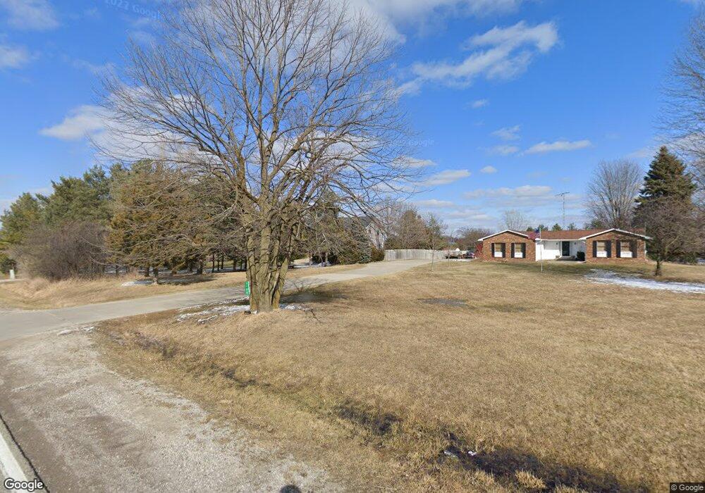 1112 N Gale Rd, Davison, MI 48423 - photo 1