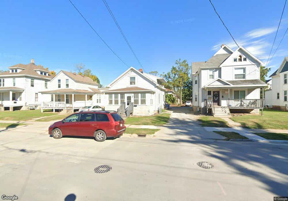 728 Scott Ave unit 728A, Oshkosh, WI 54901 - photo 1