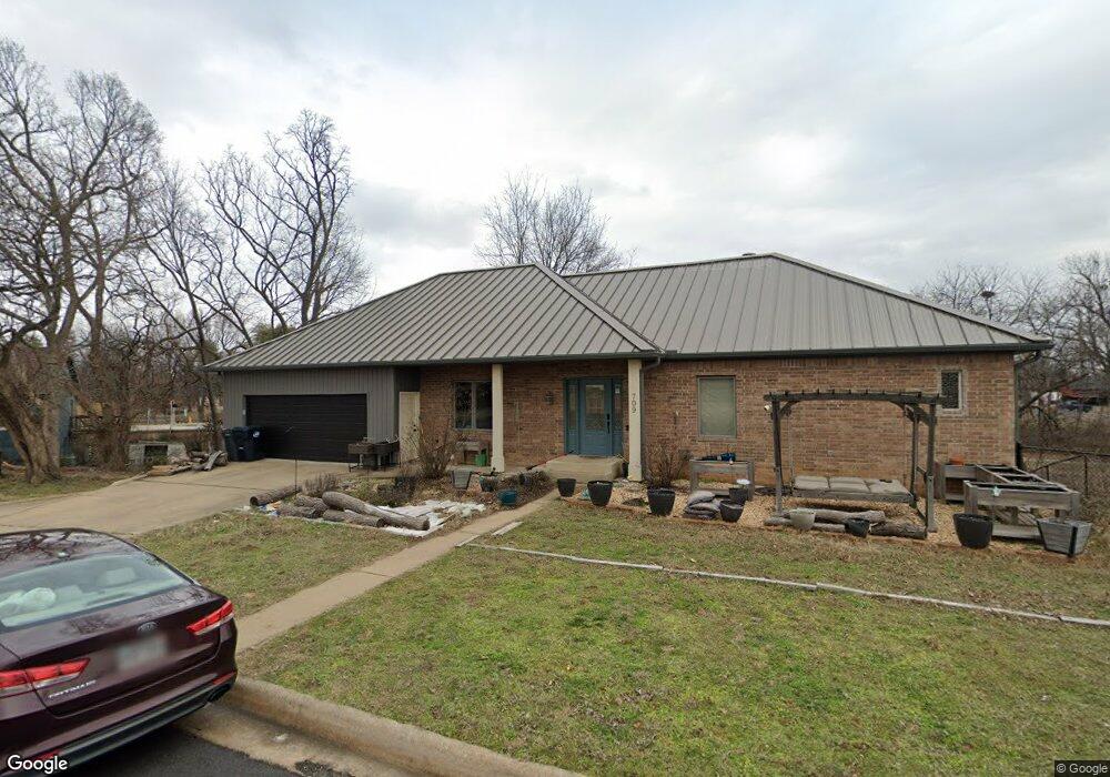 709 N Creekwood Rd, Rogers, AR 72756 - photo 1
