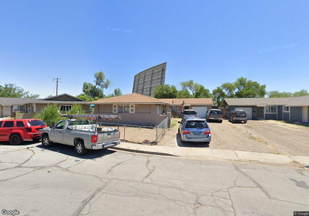 2575 E Cygnet Cir unit 1 AND 2, Sparks, NV 89431 - photo 1