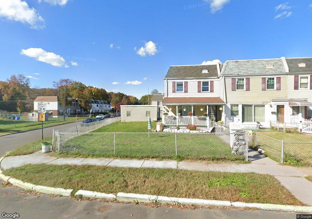 5701 Mitchell Rd, Levittown, PA 19057 - photo 1