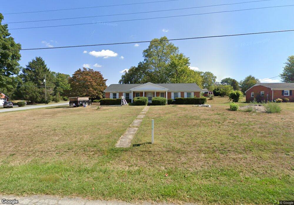 146 Stuart Ave, Stuarts Draft, VA 24477 - photo 1