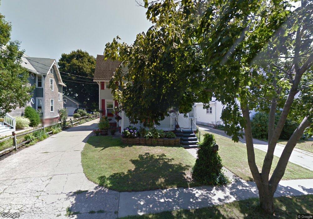 25 Bradley Ave, Branford, CT 06405 - photo 1