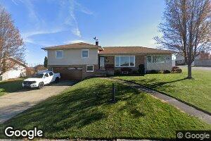 17 Grandview Dr, Pittston, PA 18640