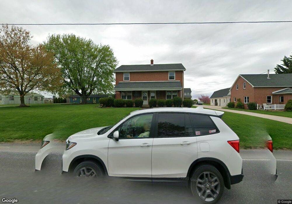 142 N Shirk Rd, New Holland, PA 17557 - photo 1