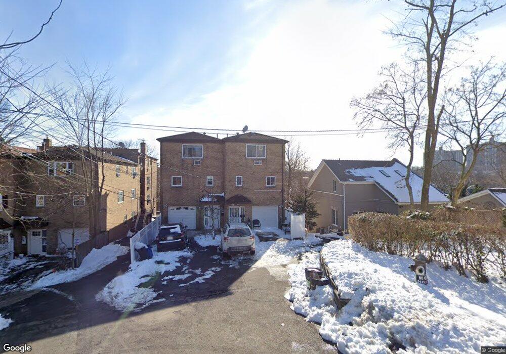 6203A Spencer Terrace, Bronx, NY 10471 - photo 1