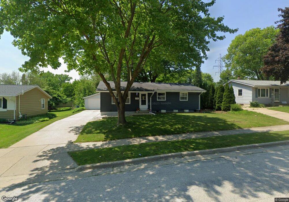 1310 Atlantic Dr, Waukesha, WI 53186 - photo 1