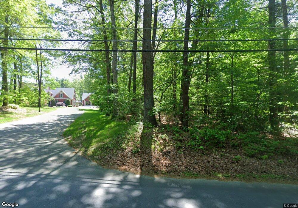 105 N Shore Rd, Derry, NH 03038 - photo 1