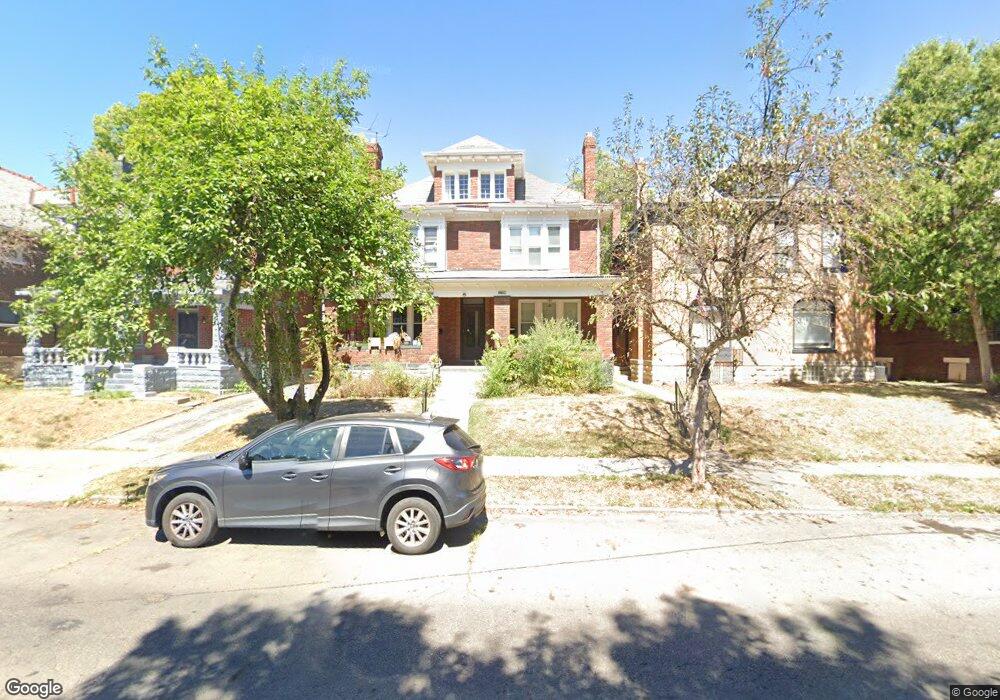 1702 Bryden Rd unit 704, Columbus, OH 43205 - photo 1