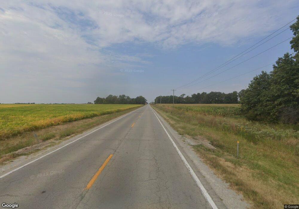 8844 E State Highway 33, Shumway, IL 62461 - photo 1