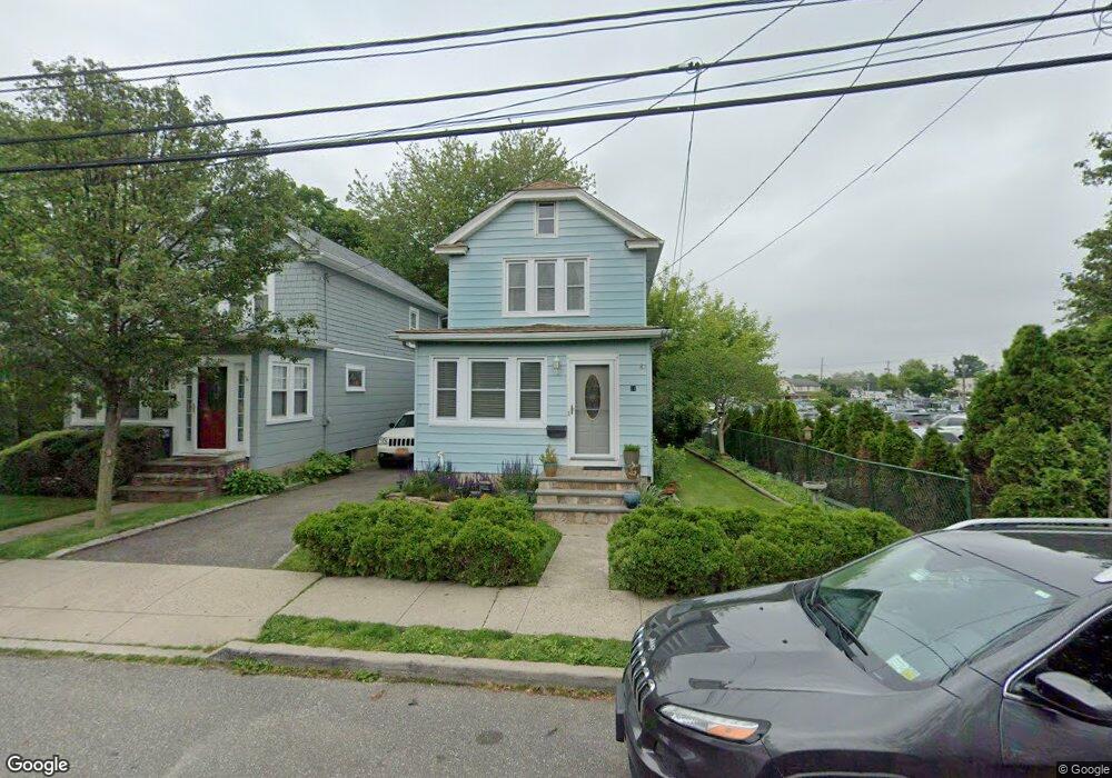 51 Memorial Place, Manhasset, NY 11030 - photo 1