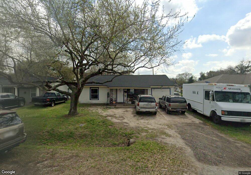 34 Trenwood Ln, Houston, TX 77022 - photo 1