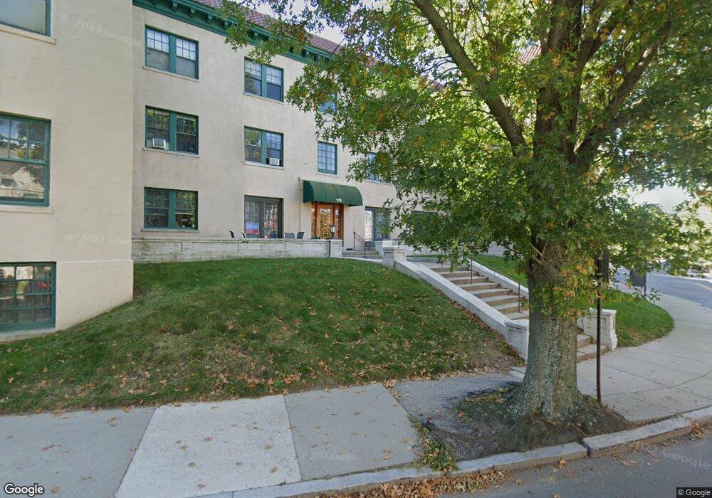 176 Winthrop Rd unit 2, Brookline, MA 02445 - photo 1