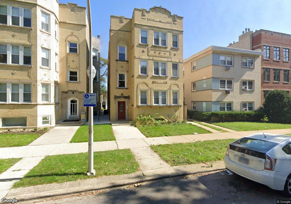 6121 N Mozart St, Chicago, IL 60659 - photo 1