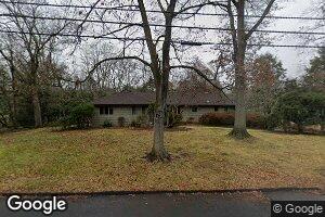 11 Brookview Dr, Woodcliff Lake, NJ 07677