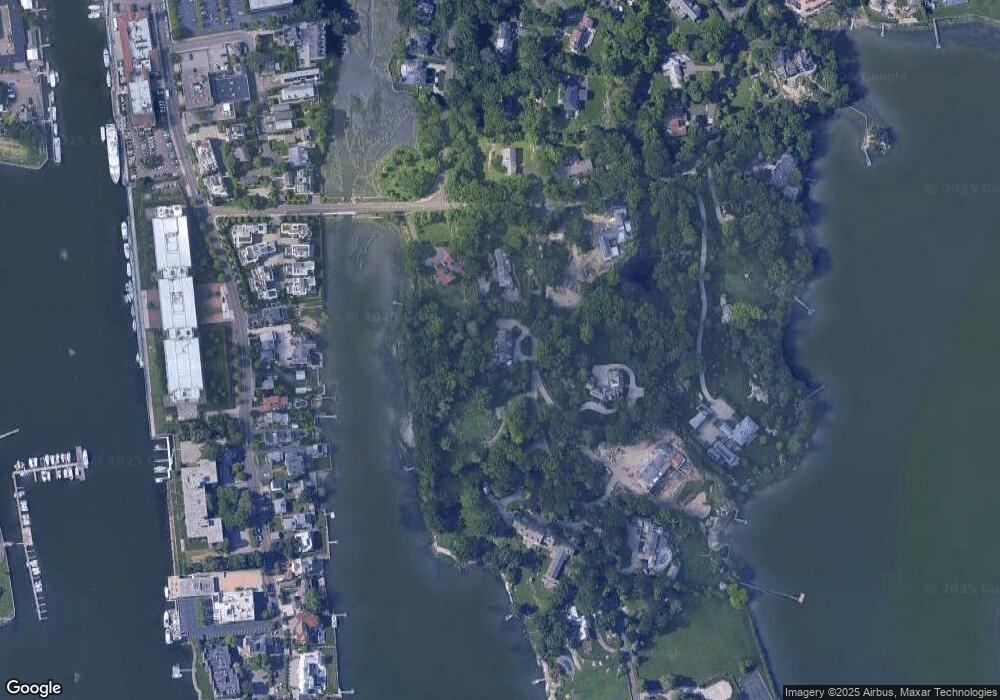 14 Lakewood Cir S, Greenwich, CT 06830 - photo 1