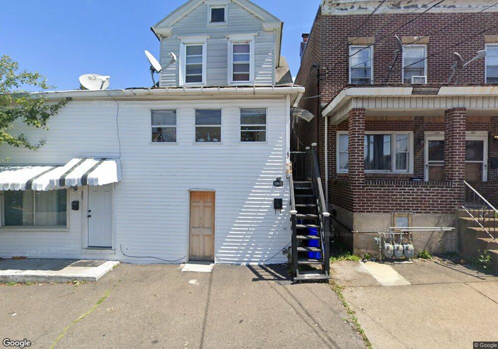 805 N Locust St, Hazleton, PA 18201 - photo 1