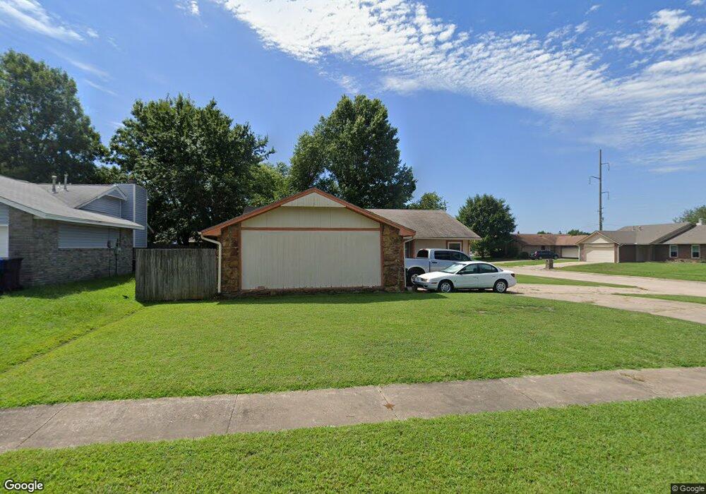 1313 W Austin Place, Broken Arrow, OK 74011 - photo 1