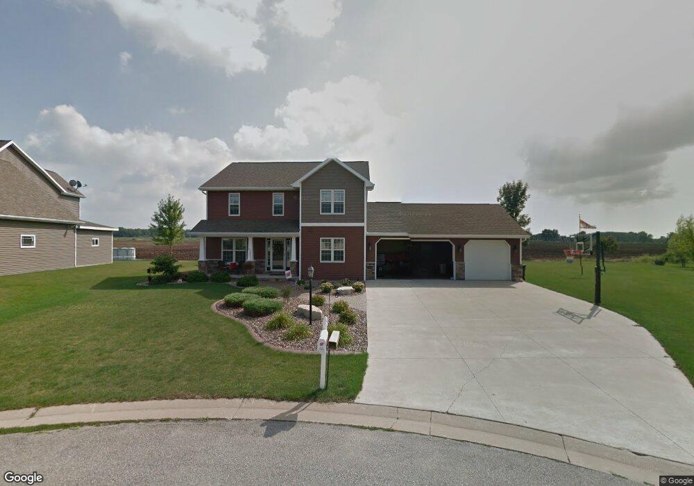 W5593 Bailey Dr, Appleton, WI 54915 - photo 1