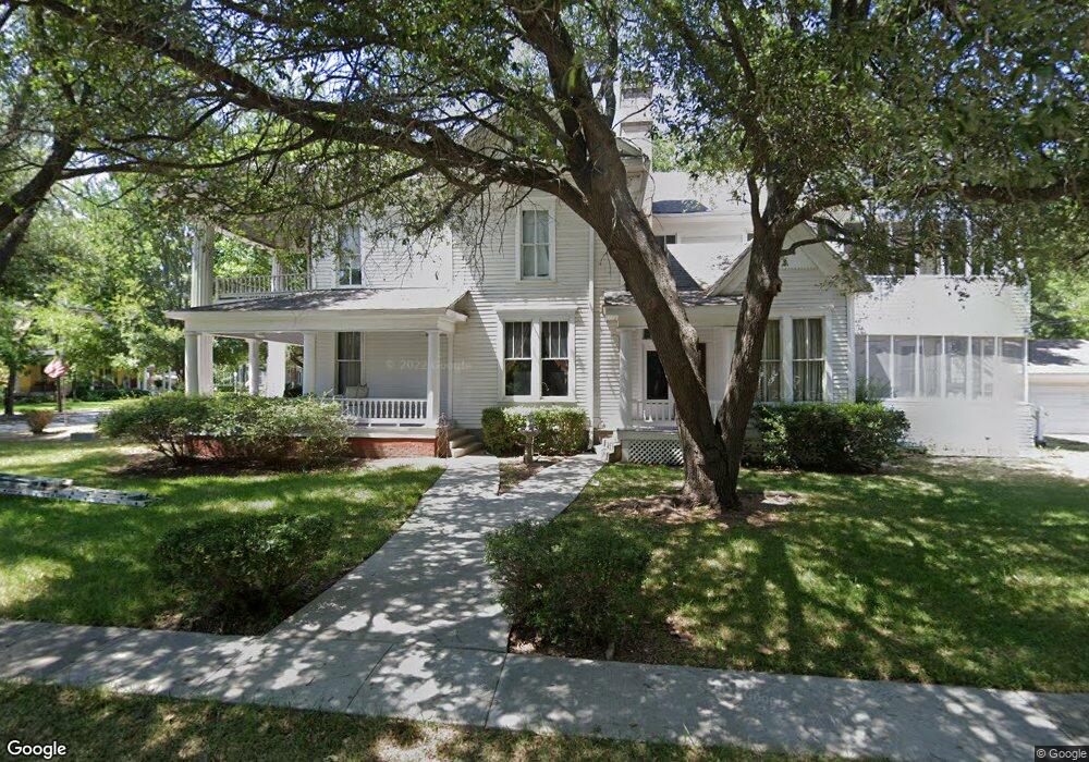 326 S Denton St, Gainesville, TX 76240 - photo 1