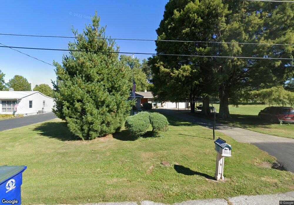 204 Olive Dr, Princeton, IN 47670 - photo 1