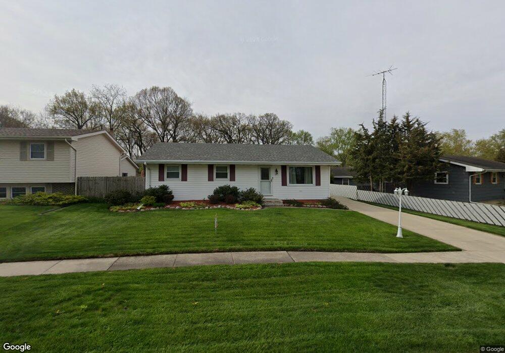 262 S Chase Dr, Crown Point, IN 46307 - photo 1