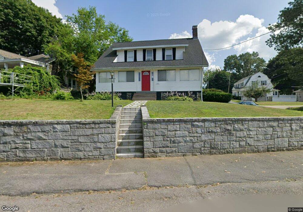 727 E Merrimack St, Lowell, MA 01852 - photo 1