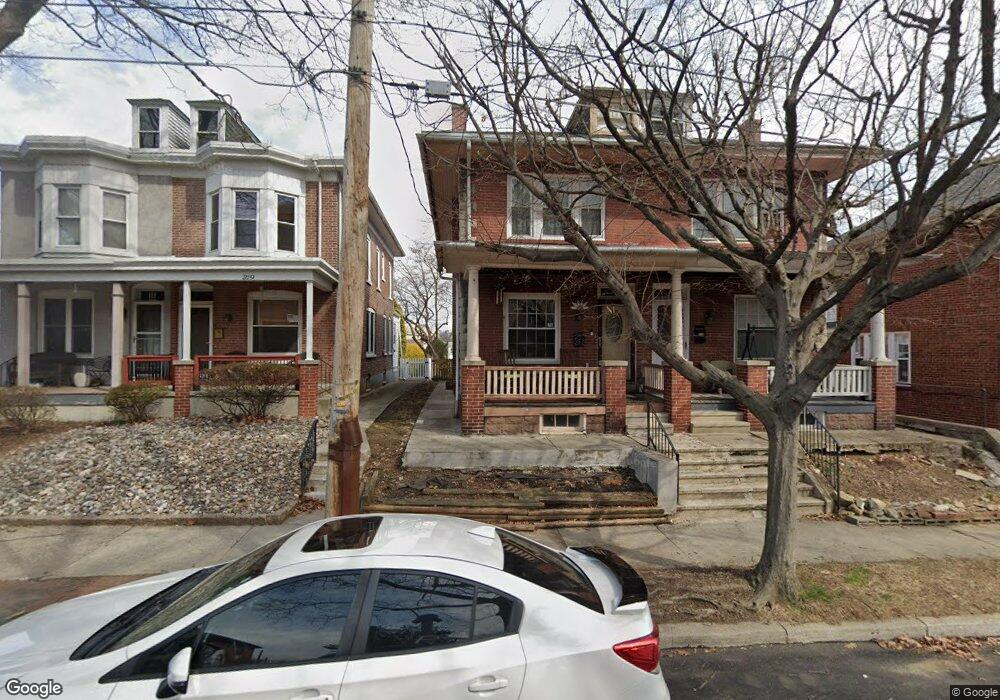 215 Spruce St, Reading, PA 19611 - photo 1